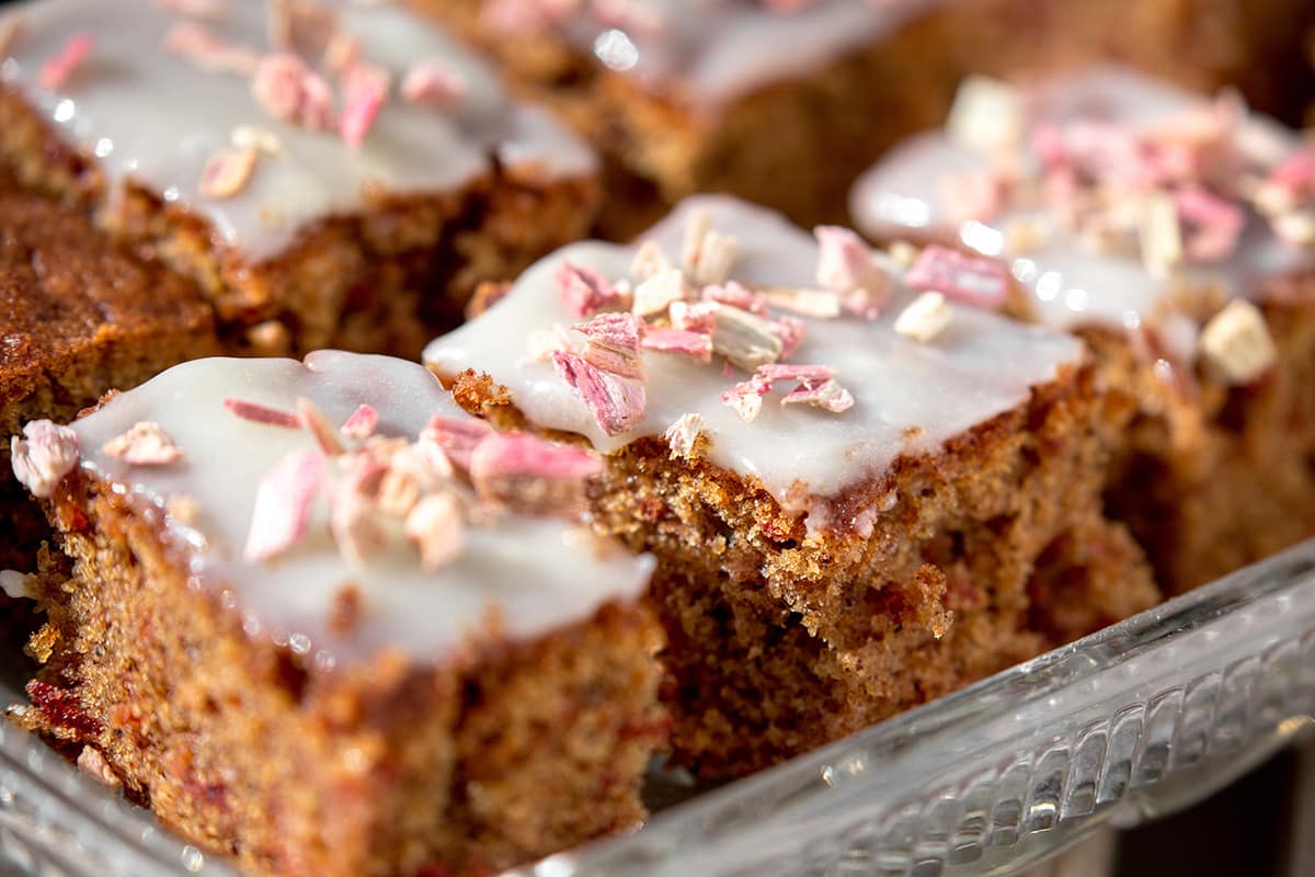 Carrot cake for a kaffemik at Tasiusaq sheep farm in south Greenland