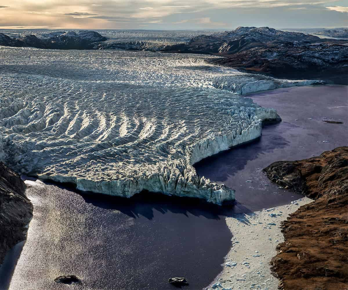 Flightseeing near Iluliartoq in Kangerlussuaq in Greenland