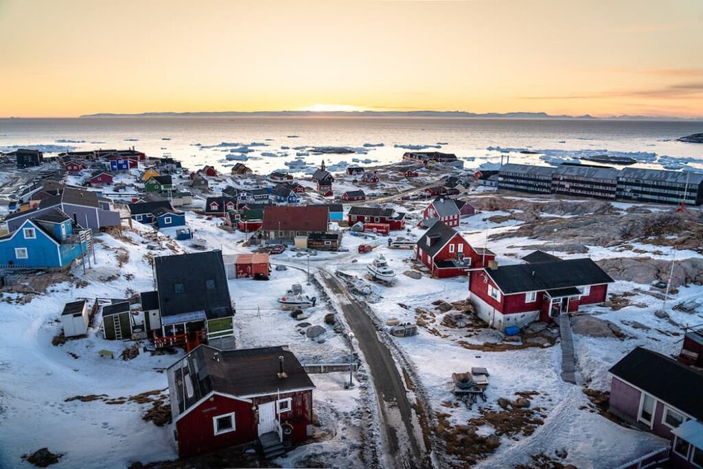 Sunset over the idyllic town of Ilulisaat